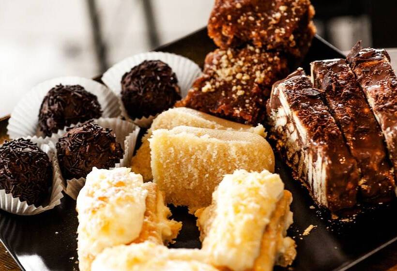 Plaza Hotel, Philian Hotels And Resorts