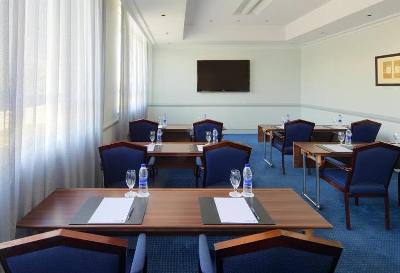 Radisson Blu Hotel, Muscat