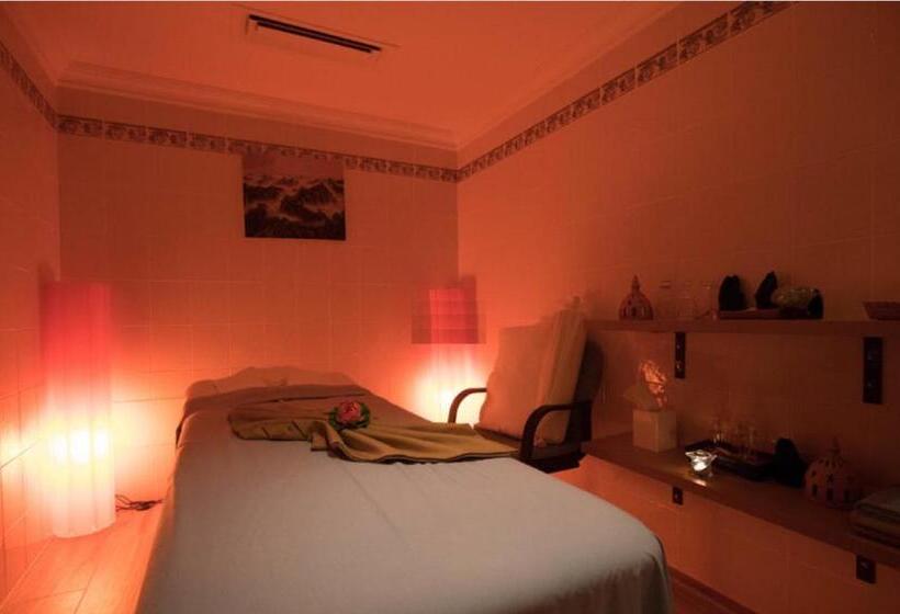 Radisson Blu Hotel, Muscat