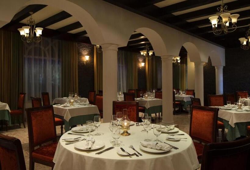 Radisson Blu Hotel, Muscat