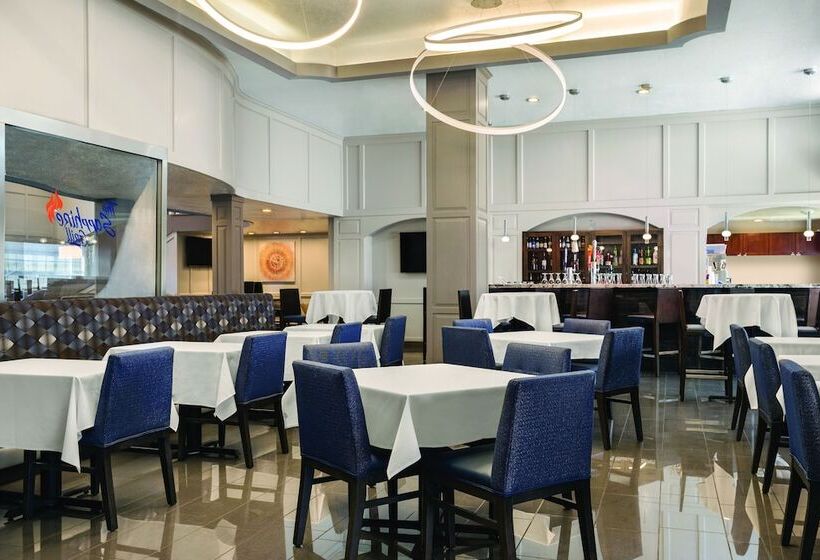 Radisson Hotel Salt Lake City Airport