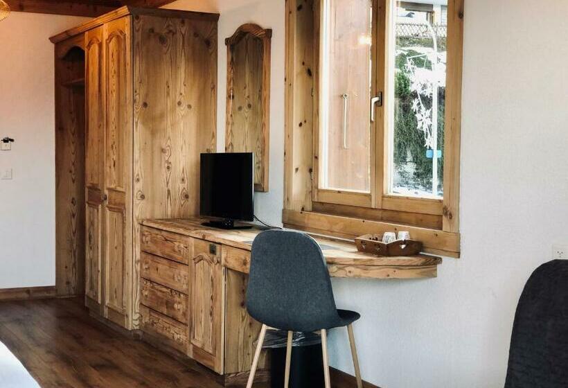 فندق Hôtel Chalet Royal