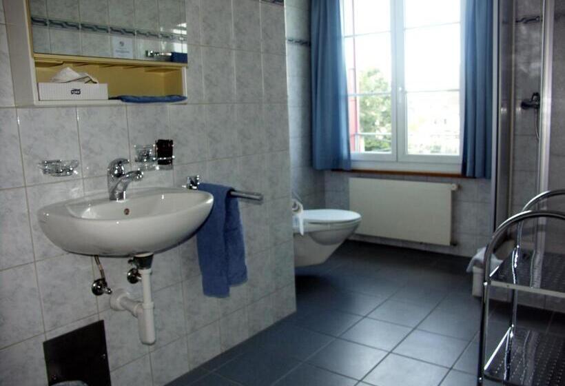 فندق Restaurant Bahnhof