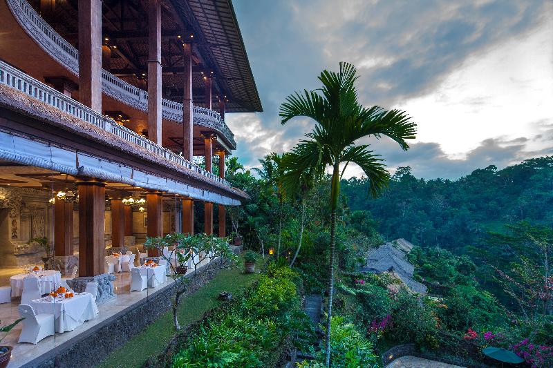 Отель The Royal Pita Maha