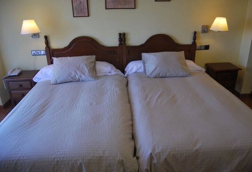 교외 호텔 La Encina Centenaria