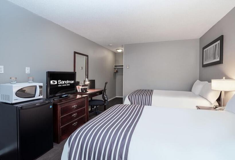 Szálloda Sandman Inn Cache Creek