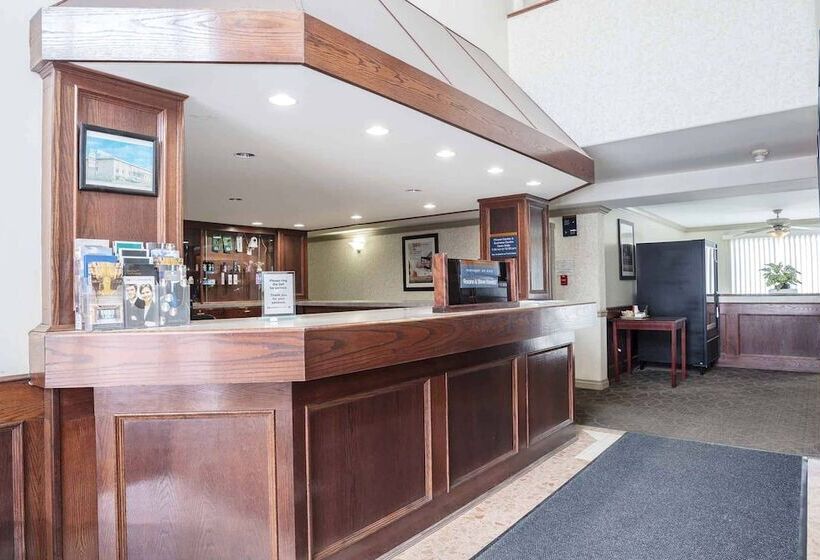 호텔 Sandman Inn Smithers