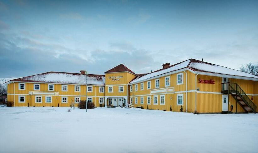 ホテル Scandic Leknes Lofoten
