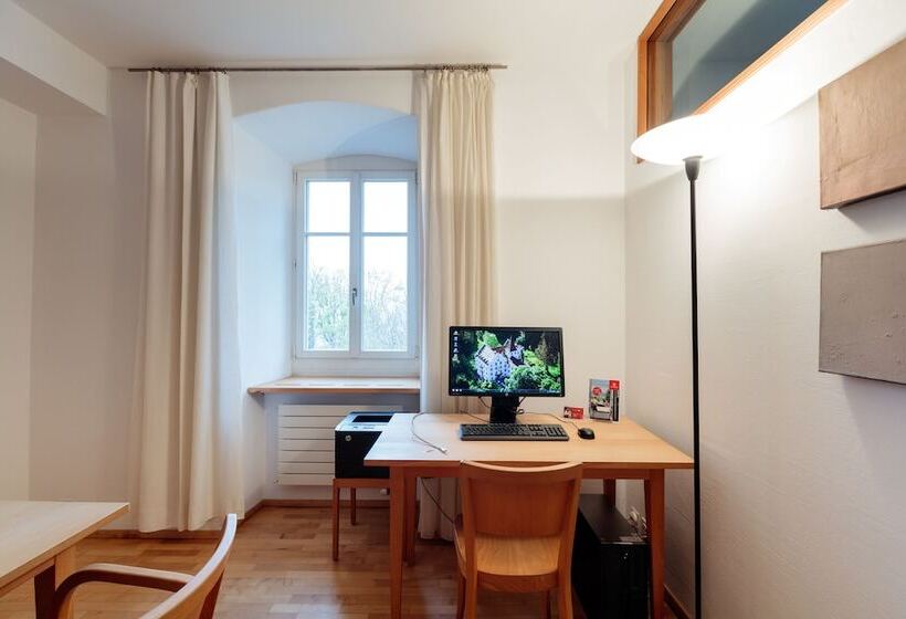 فندق Schloss Wartegg