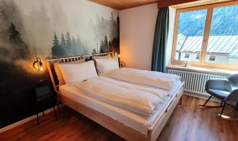 Schorta S Hotel Alvetern