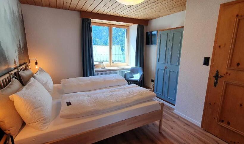 Schorta S Hotel Alvetern