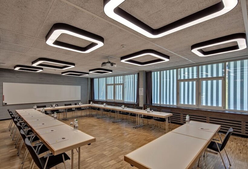 בית מלון כפרי Sempachersee