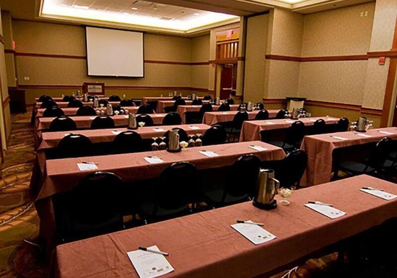 בית מלון כפרי Seneca Niagara Resort & Casino