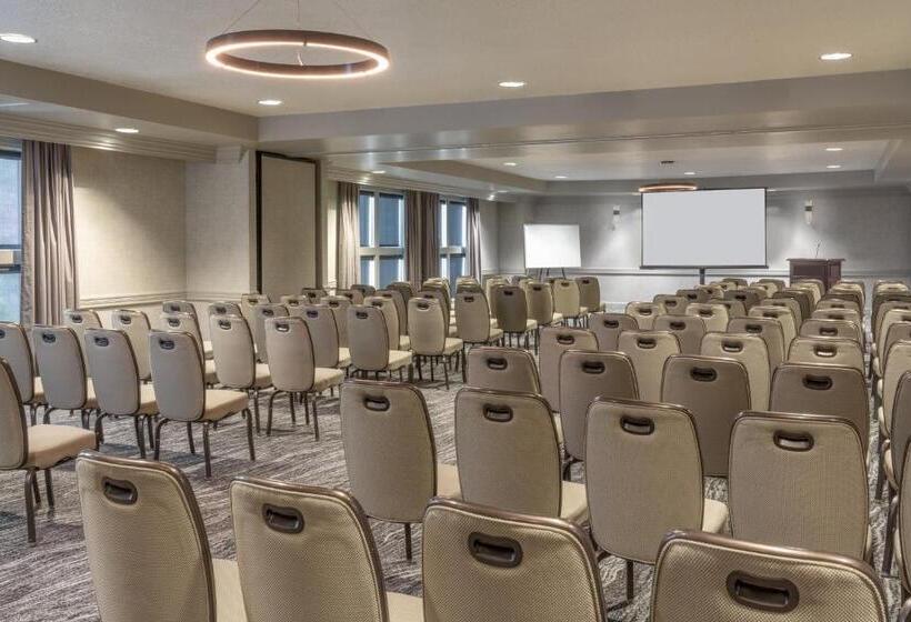 Отель Sheraton Park City