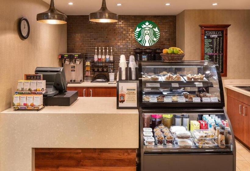 Отель Sheraton Park City