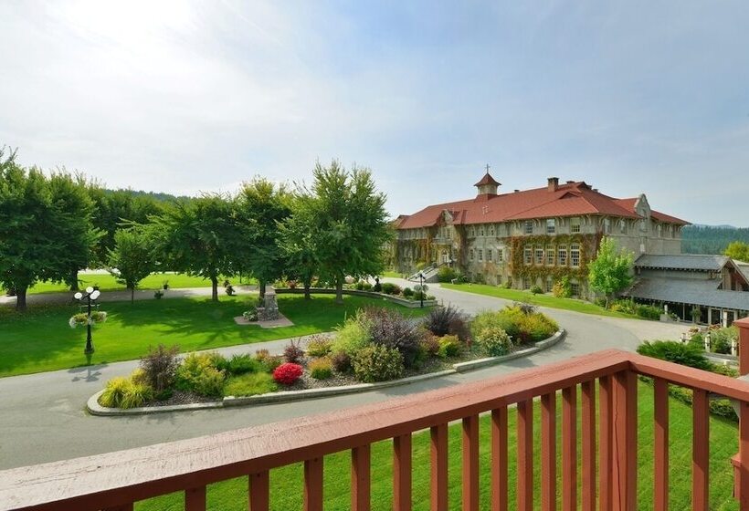 فندق St. Eugene Golf Resort & Casino