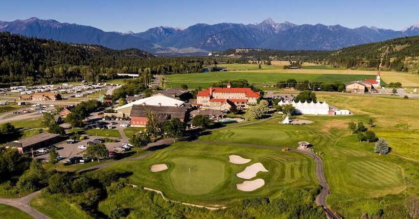 فندق St. Eugene Golf Resort & Casino