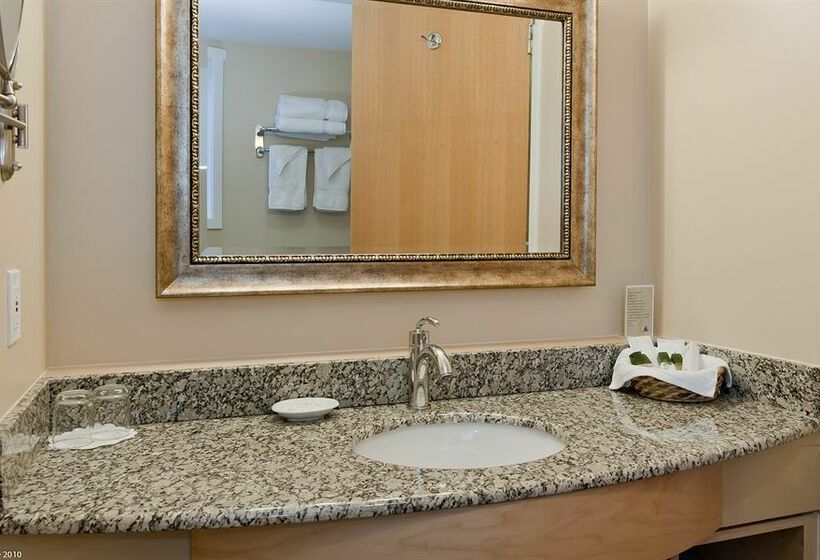 Hotel Quaaout Lodge And Spa, Talking Rock Golf