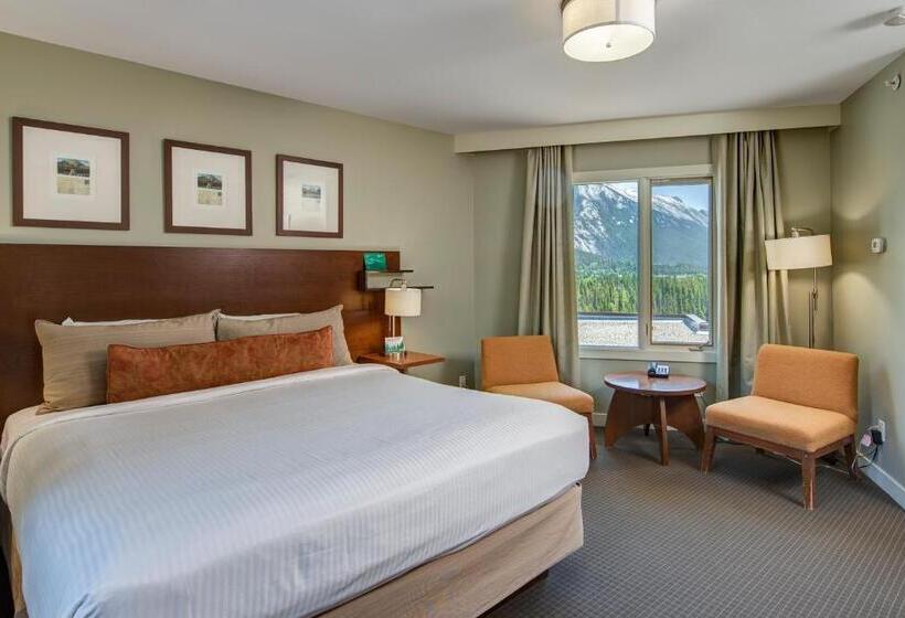 The Juniper Hotel & Bistro