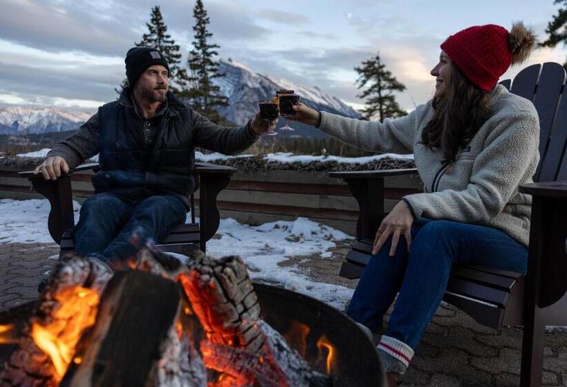 The Juniper Hotel & Bistro