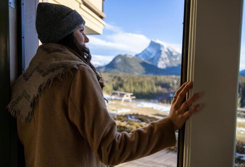 The Juniper Hotel & Bistro