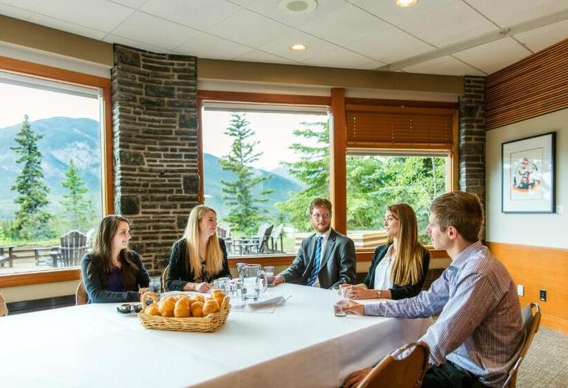 The Juniper Hotel & Bistro