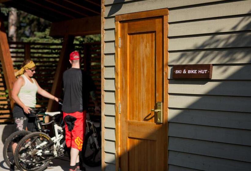 The Juniper Hotel & Bistro