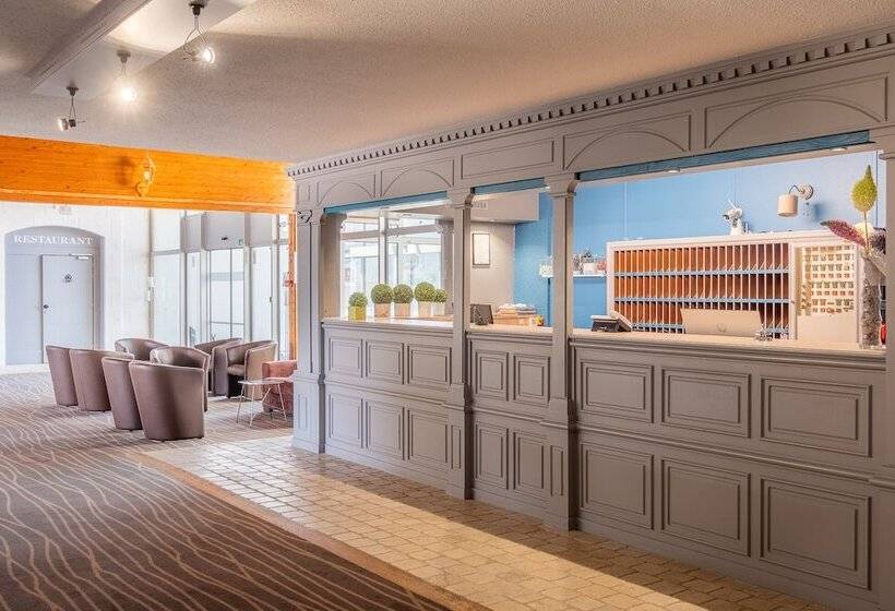 فندق Hôtel Akena Poitiers Nord Futuroscope