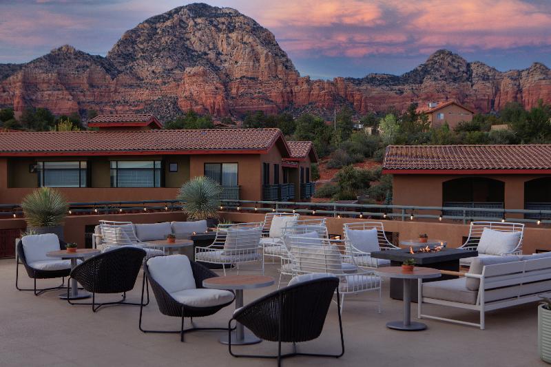 Отель The Wilde Resort And Spa