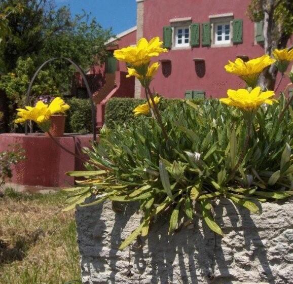 酒店 Villa De Loulia