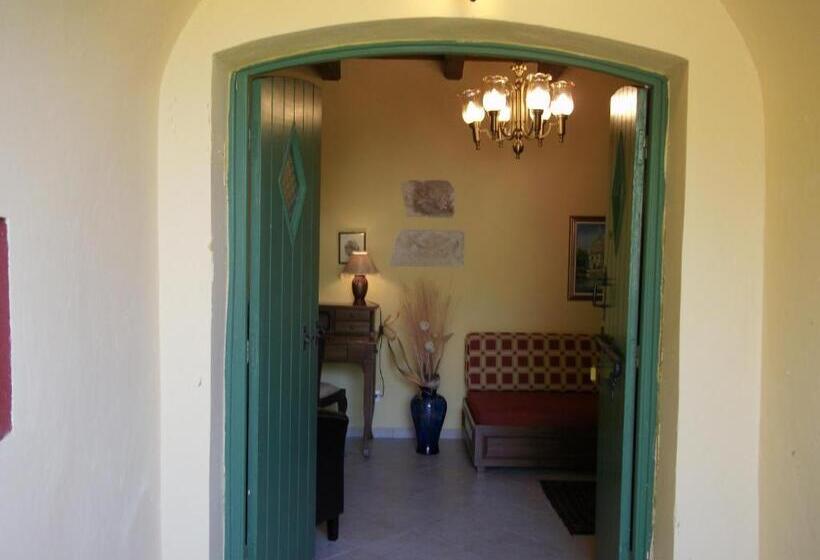 酒店 Villa De Loulia