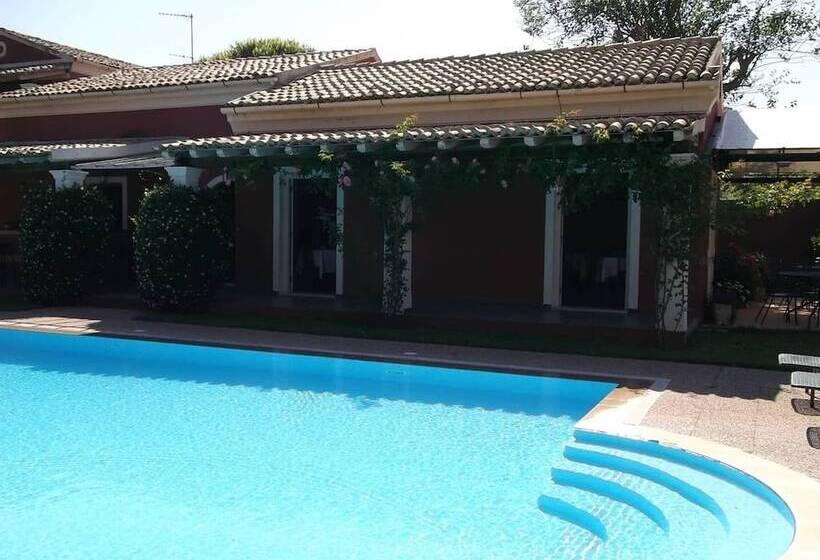 酒店 Villa De Loulia