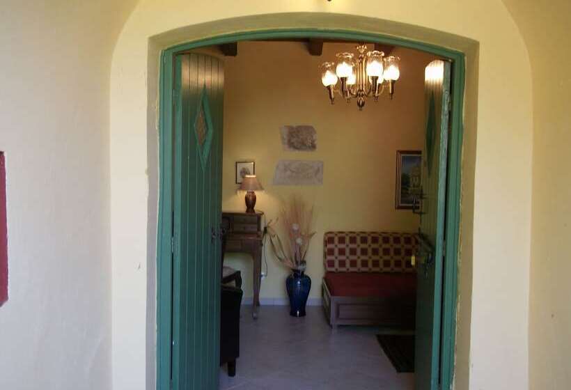 酒店 Villa De Loulia