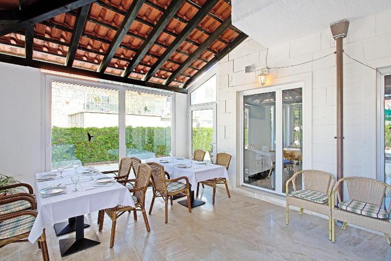 בית מלון כפרי Villa Supetar