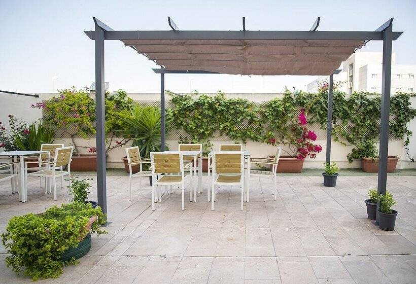 هتل Xon's Valencia