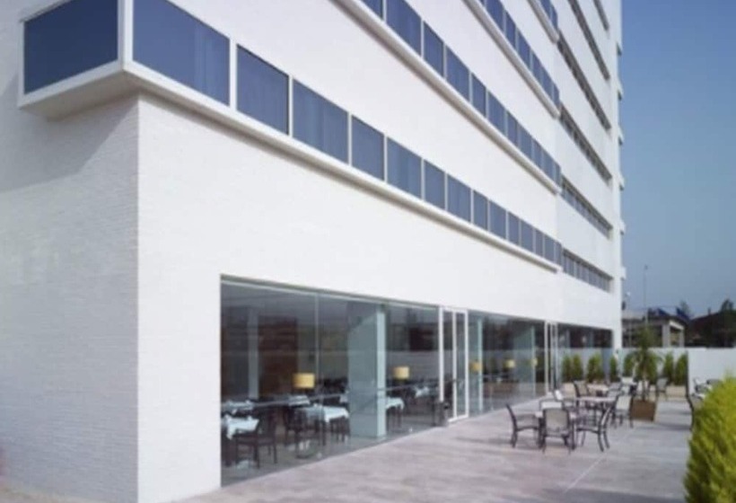 هتل Xon's Valencia