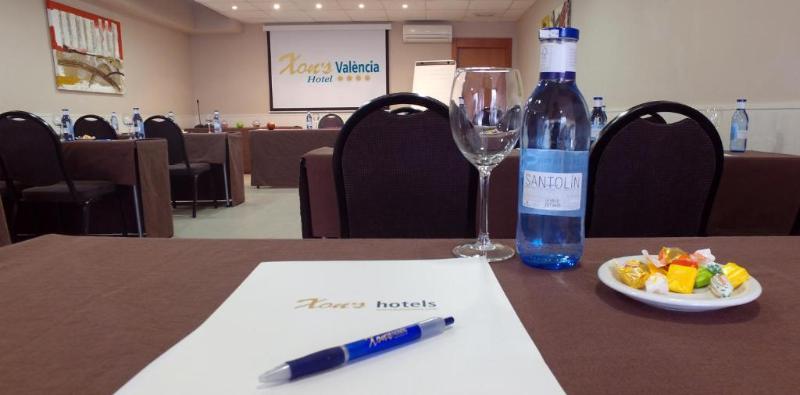 هتل Xon's Valencia