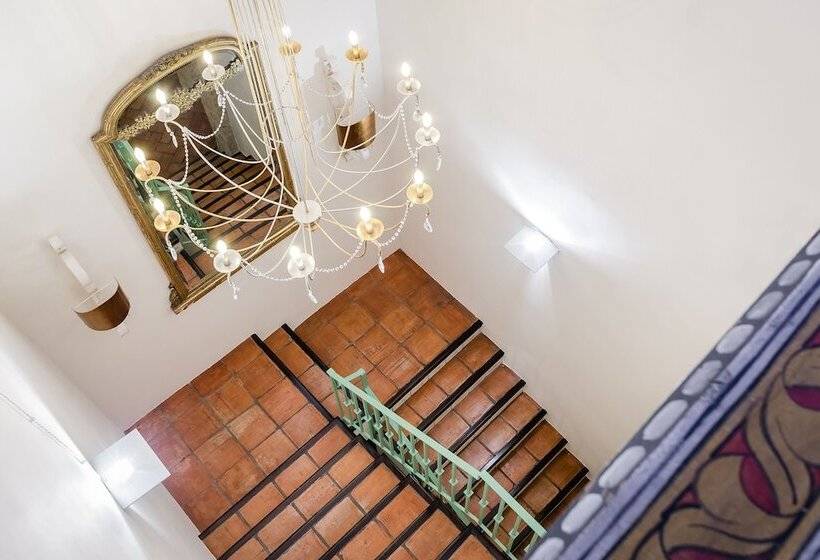 Отель Yit La Casona Del Arco