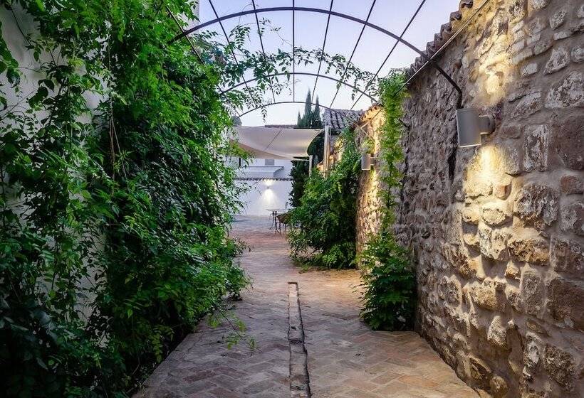 Отель Yit La Casona Del Arco