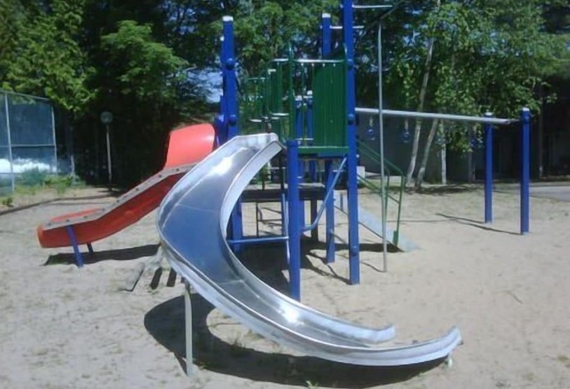 فندق Pinestone Resort & Conference Centre