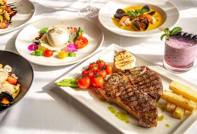 Radisson Blu Hotel, Muscat