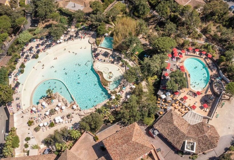 אתר נופש Residence Pierre & Vacances Les Restanques Du Golfe De Sainttropez