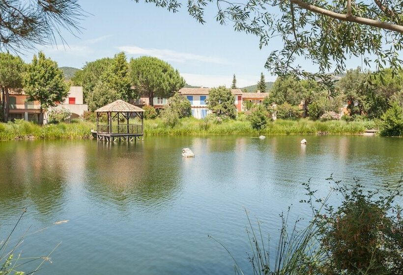 אתר נופש Residence Pierre & Vacances Les Restanques Du Golfe De Sainttropez