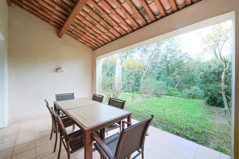 אתר נופש Residence Pierre & Vacances Les Restanques Du Golfe De Sainttropez