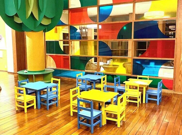 Sheraton Colonia Golf & Spa Resort