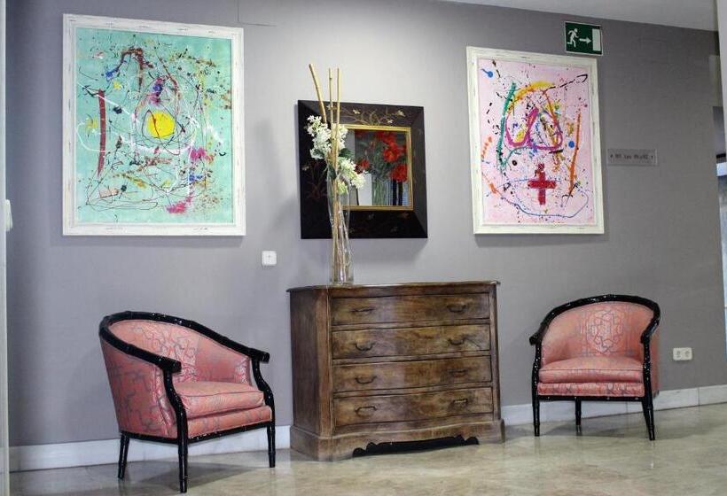 Apartahotel Villa De Parla