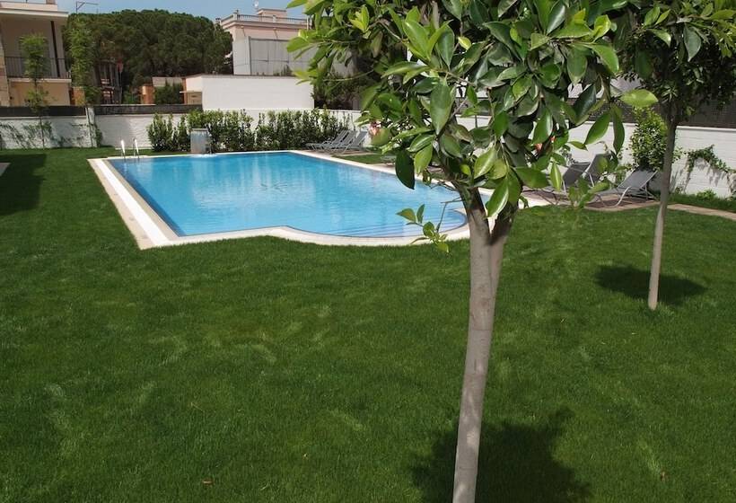 Apartamentos Royal Marina Gardens