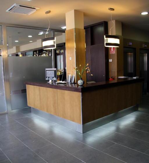 בית מלון כפרי 44