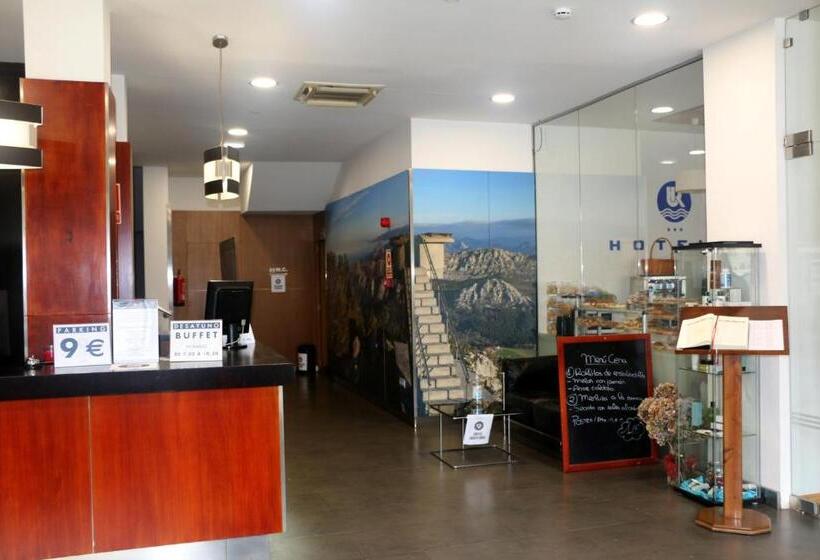 בית מלון כפרי 44