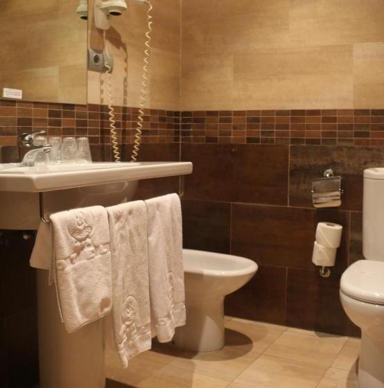 בית מלון כפרי 44